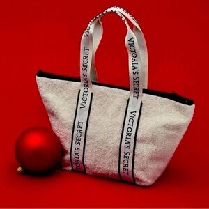 Victoria's Secret Cream Tote with Black Accents Weekender, NWT